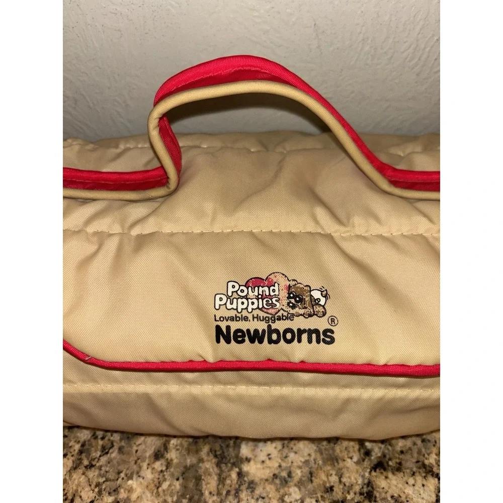Vintage 1980s Pound Puppies Newborns Carrier Case w/ 2 Puppies - Picture 3 of 3